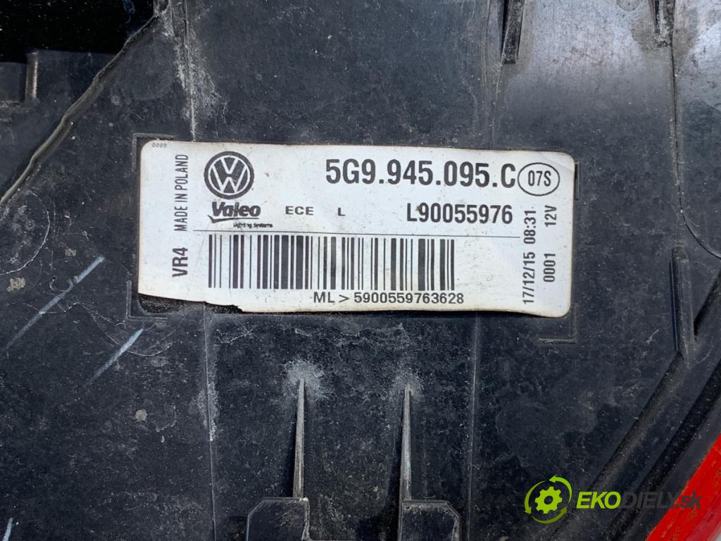 VW GOLF VII Kombi 2016 81 kW 1.6 TDI 1598 světlo levý zadní část 5G9945095C
