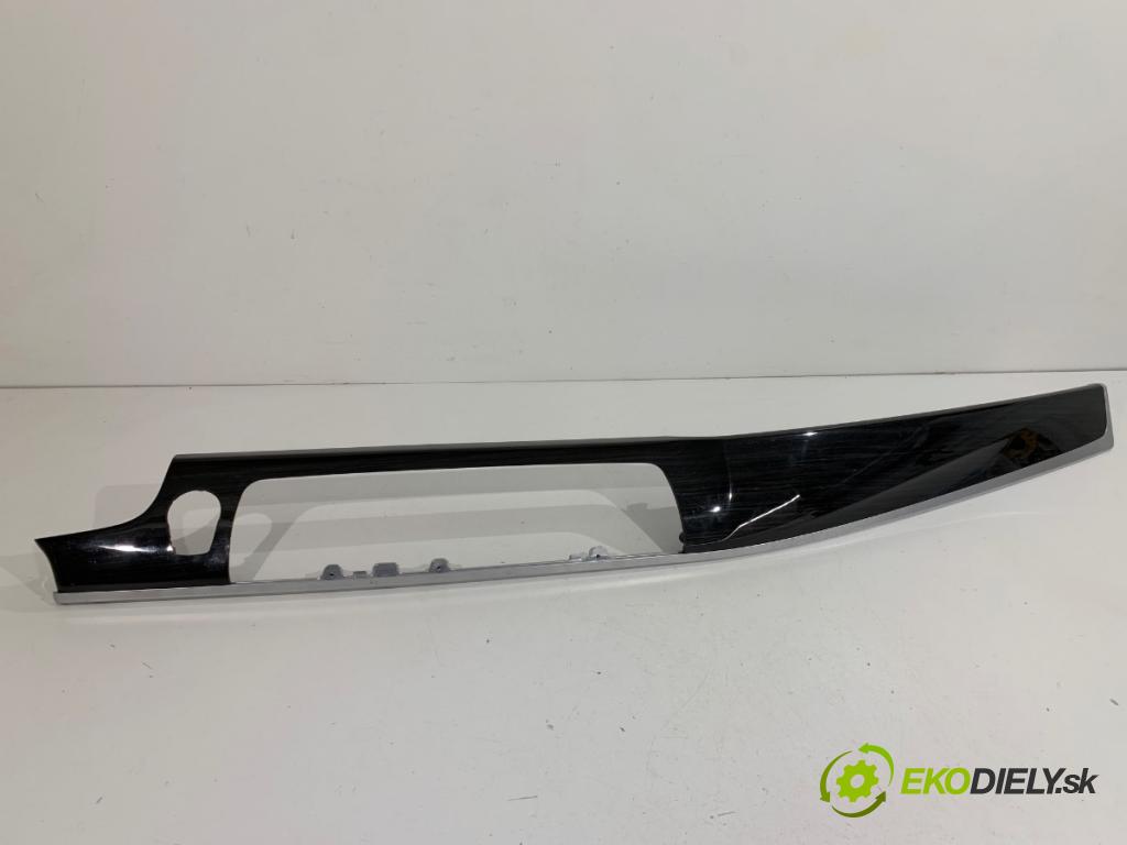 BMW F11 Kombi 2015 230 kW 535 d xDrive 2993 lišty kryt 9192943 (Lišta)
