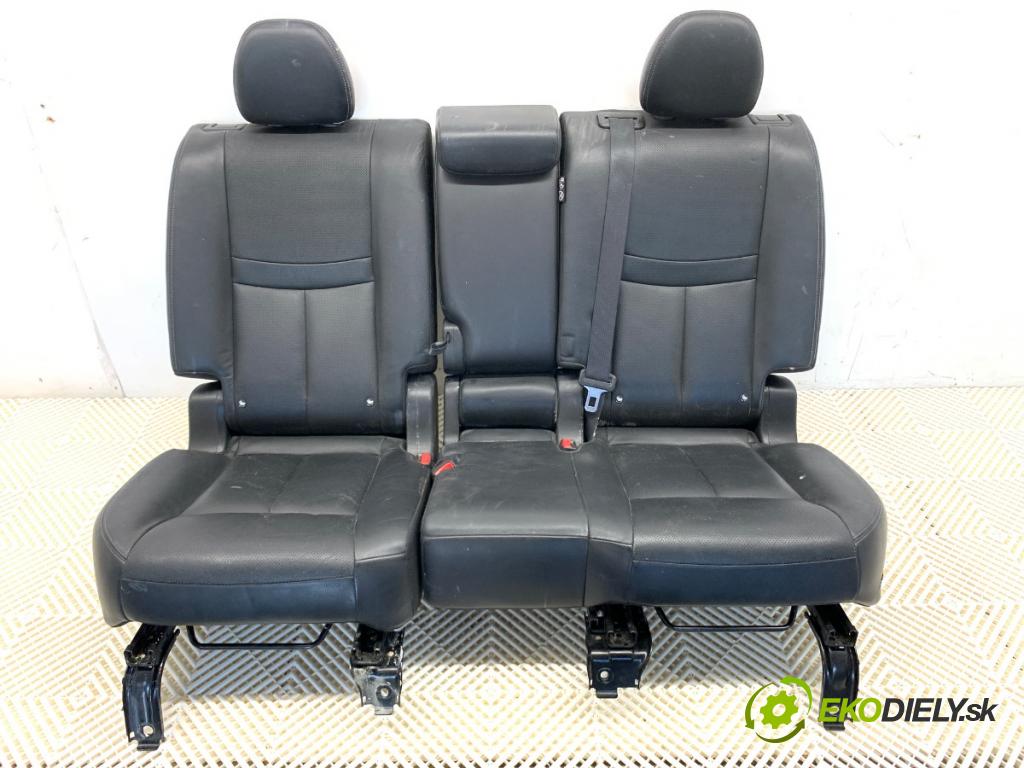 NISSAN X-TRAIL T32 SUV 2015 120 kW 1.6 DIG-T (T32) 1618 Sedadlo druhý rad 