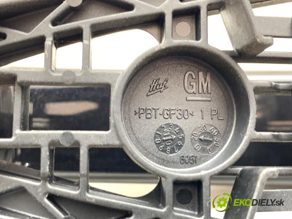OPEL ASTRA J liftback 2010 81 kW 1.7 CDTI (68) 1686 klika vnejší levý přední část