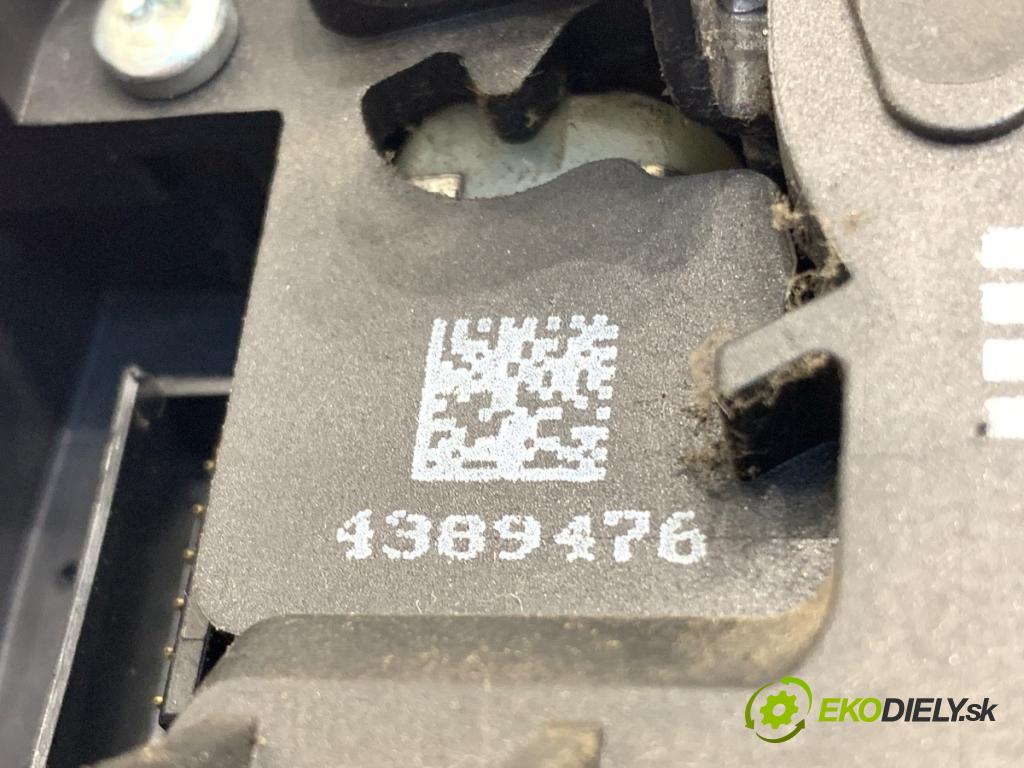 BMW E90 sedan 2006 120 kW 320 d 1995 zámok Dvere pravy zad 4389476