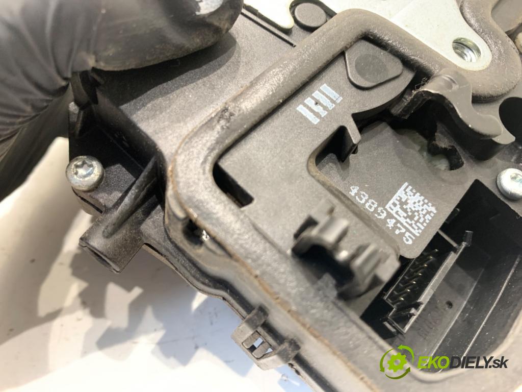 BMW E90 sedan 2006 120 kW 320 d 1995 zámok Dvere ľavy zad 4389475