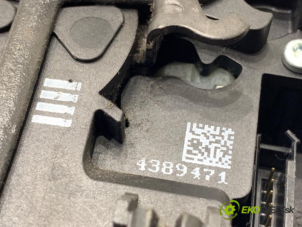 BMW E90 sedan 2006 120 kW 320 d 1995 zámok Dvere ľavy predný 4389471