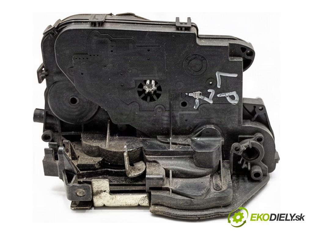 BMW E90 sedan 2006 120 kW 320 d 1995 zámok dveře levý přední část 4389471