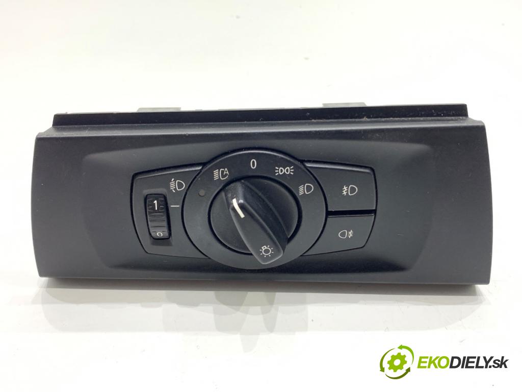 BMW E90 sedan 2006 120 kW 320 d 1995 Spínač svetiel 6932792