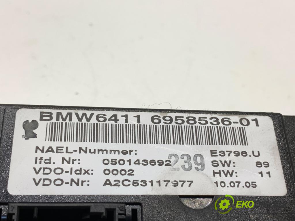 BMW E90 sedan 2006 120 kW 320 d 1995 Panel ovládania kúrenia 6958536 (Prepínacie páčky pod volantom)