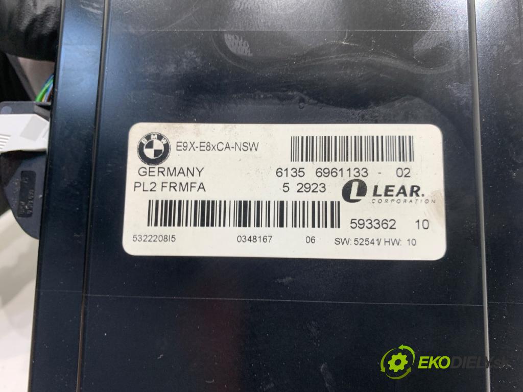 BMW E90 sedan 2006 120 kW 320 d 1995 Modul svetiel 6961133 (Riadiaca jednotka ostatné)