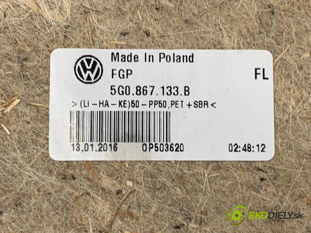 VW GOLF VII Kombi 2016 81 kW 1.6 TDI 1598 čalúnenie Dvere ľavy predný 5G0867133B