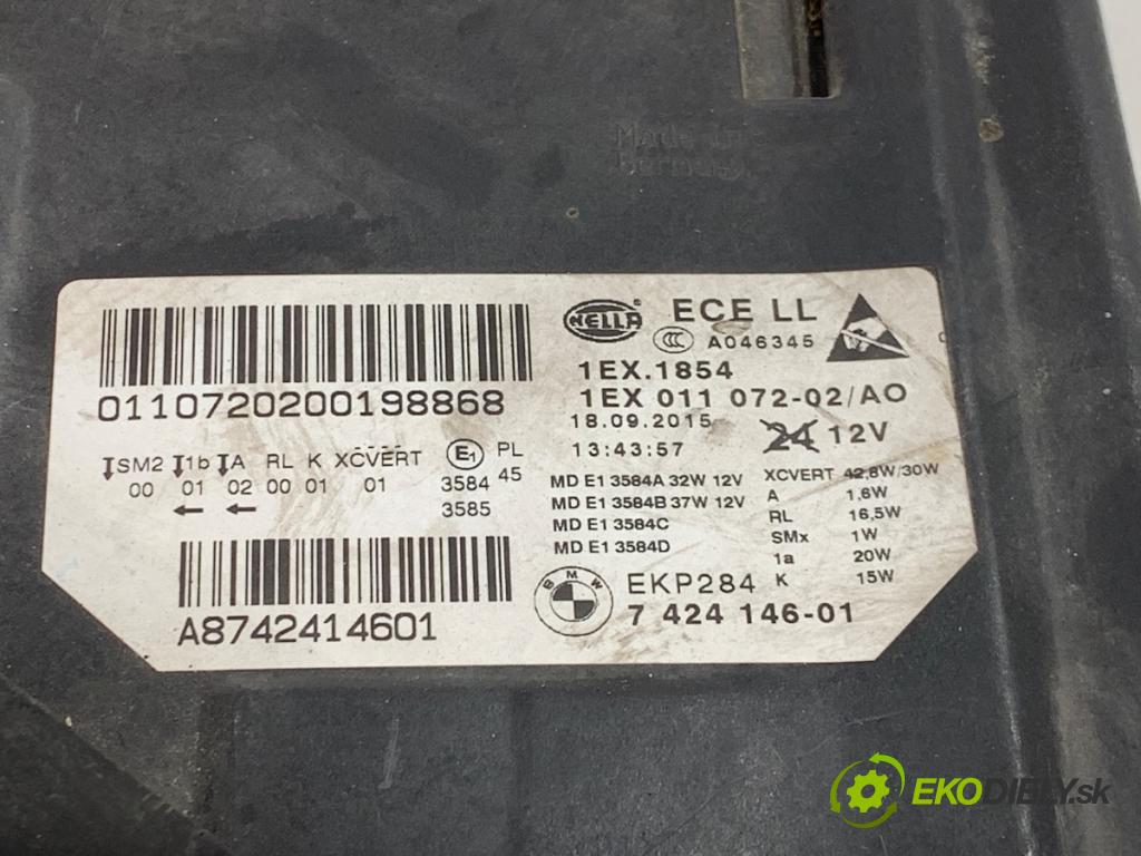 BMW F11 Kombi 2015 230 kW 535 d xDrive 2993 světlomet pravý přední část 7424146