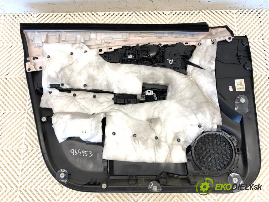 NISSAN X-TRAIL T32 SUV 2015 120 kW 1.6 DIG-T (T32) 1618 ča dveře pravý přední část