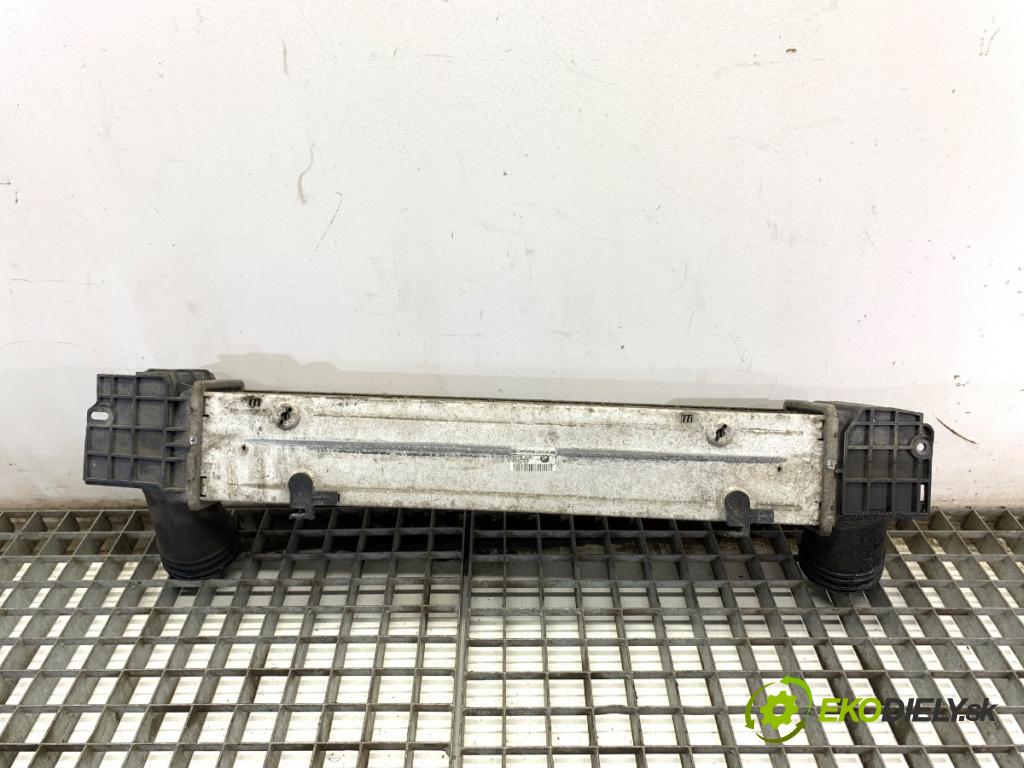 BMW E90 sedan 2006 120 kW 320 d 1995 intercooler 3093796 (Intercooler (chladič nasávaného vzduchu))