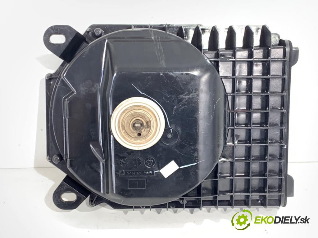 BMW E90 sedan 2006 120 kW 320 d 1995 reproduktory 6954871