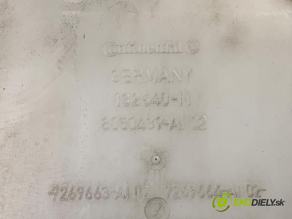 BMW F11 Kombi 2015 230 kW 535 d xDrive 2993 Nádržka ostrekovačov 132640