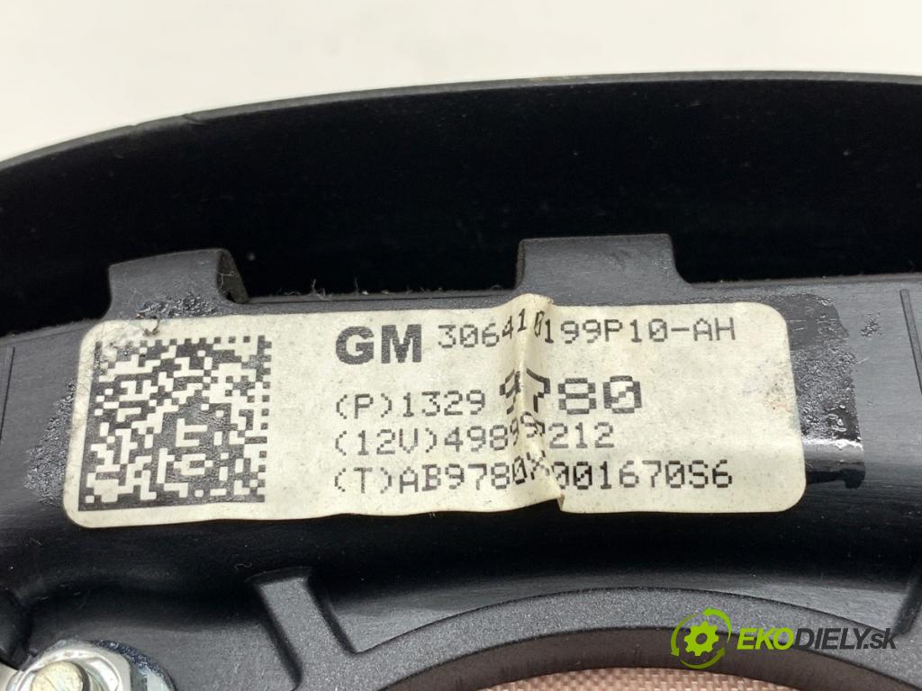OPEL ASTRA J liftback 2010 81 kW 1.7 CDTI (68) 1686 AirBag volantu 13299780 (Airbag)