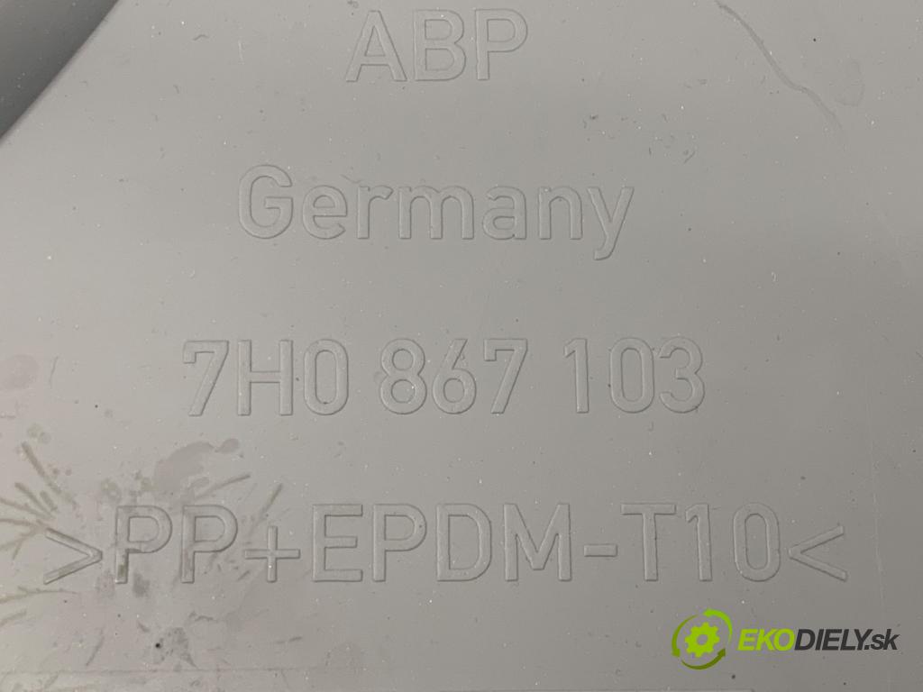 VW TRANSPORTER T5 Autobus 2009 96 kW 2.5 TDI 2461 ča dveře levý přední část