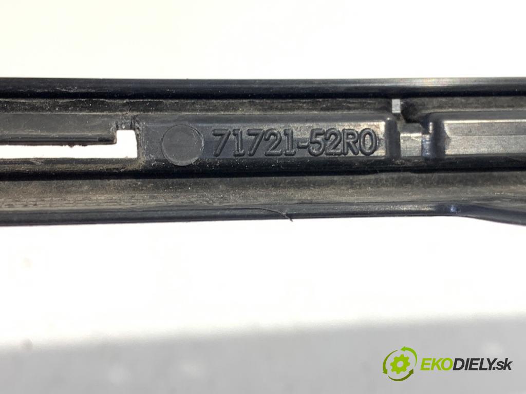 SUZUKI SWIFT V liftback 2023 61 kW 1.2 1197 mří nárazníka přední část 71721-52R0 (Přední mřížka (maska chladiče))