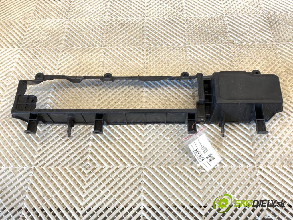 SUZUKI SWIFT V liftback 2023 61 kW 1.2 1197 Volant vzduchu 72433-79S0