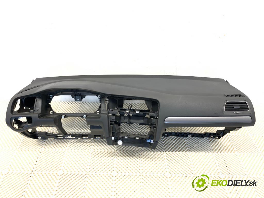 VW GOLF VII Kombi 2016 81 kW 1.6 TDI 1598 Palubná doska VANKÚŠ: 