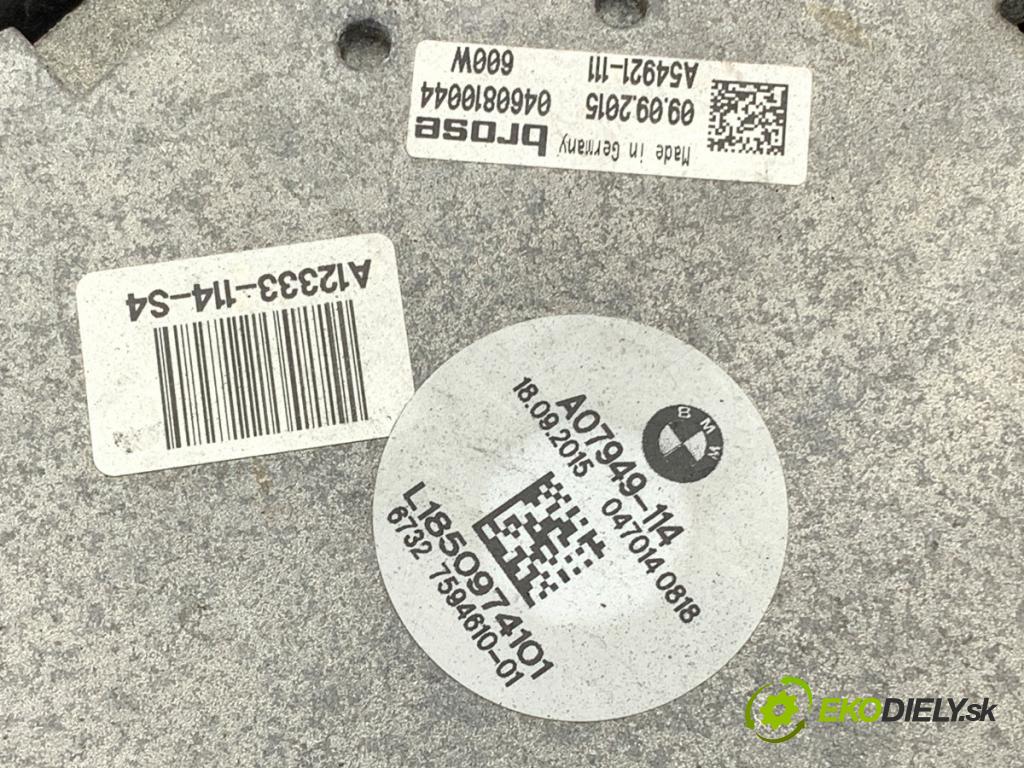 BMW F11 Kombi 2015 230 kW 535 d xDrive 2993 ventilátor chladiče 7612453 (Ventilátor)