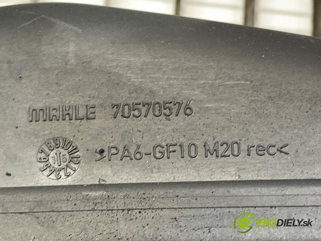 BMW F11 Kombi 2015 230 kW 535 d xDrive 2993 Obal filtra vzduchu 8573869 (Obal vzduchového filtra)