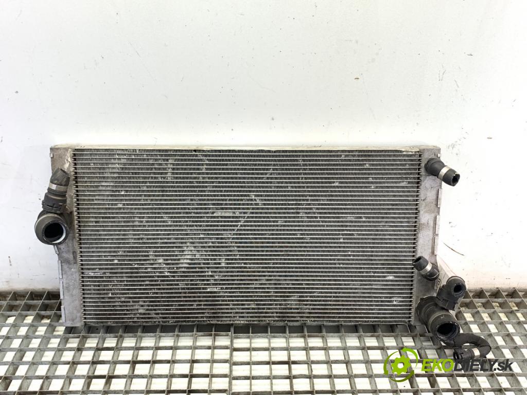 BMW F11 Kombi 2015 230 kW 535 d xDrive 2993 chladič vody 8509175 (Vodní chladič)