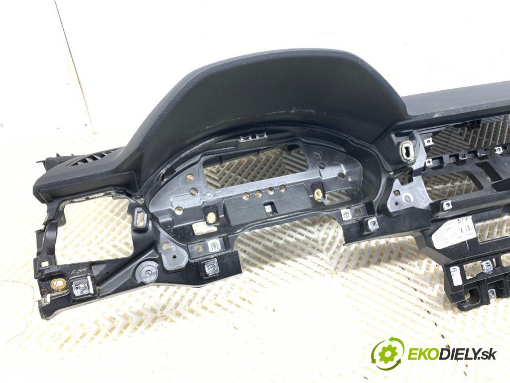 AUDI Q5 FY SUV 2021 195 kW 55 TFSI e quattro 1984 Palubná doska spolujazdca 80B857001H