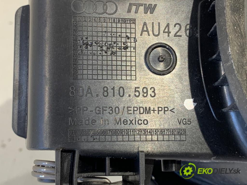 AUDI Q5 FY SUV 2021 195 kW 55 TFSI e quattro 1984 Dvierka konektora NABÍJANIE: 80A810593