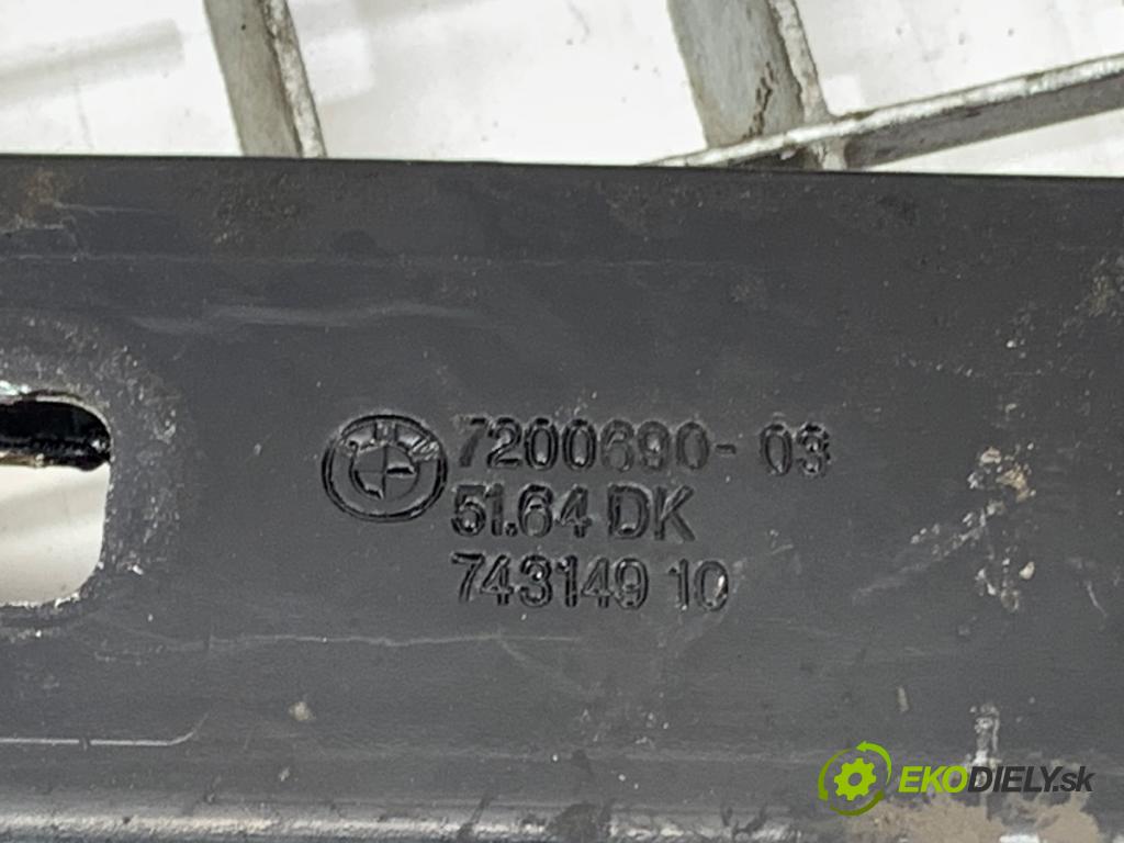 BMW F11 Kombi 2015 230 kW 535 d xDrive 2993 Výstuha horná 7200690 (Výstuha)