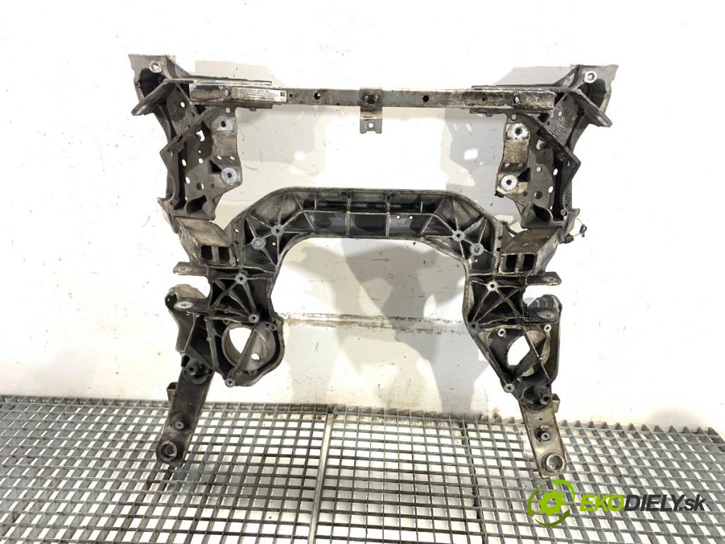 BMW F11 Kombi 2015 230 kW 535 d xDrive 2993 Výstuha pod Motor 6797647 (Výstuha predná)