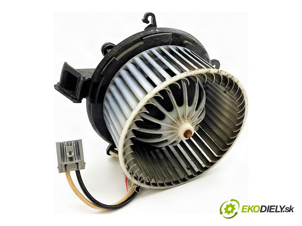 OPEL ASTRA J liftback 2010 81 kW 1.7 CDTI (68) 1686 ventilátor kúrenia U7253002