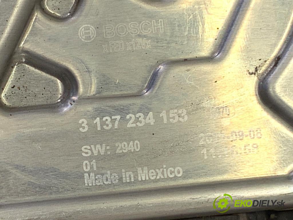 AUDI Q5 FY SUV 2021 195 kW 55 TFSI e quattro 1984 Ventilátor chladiča 80A121003 (Ventilátor)