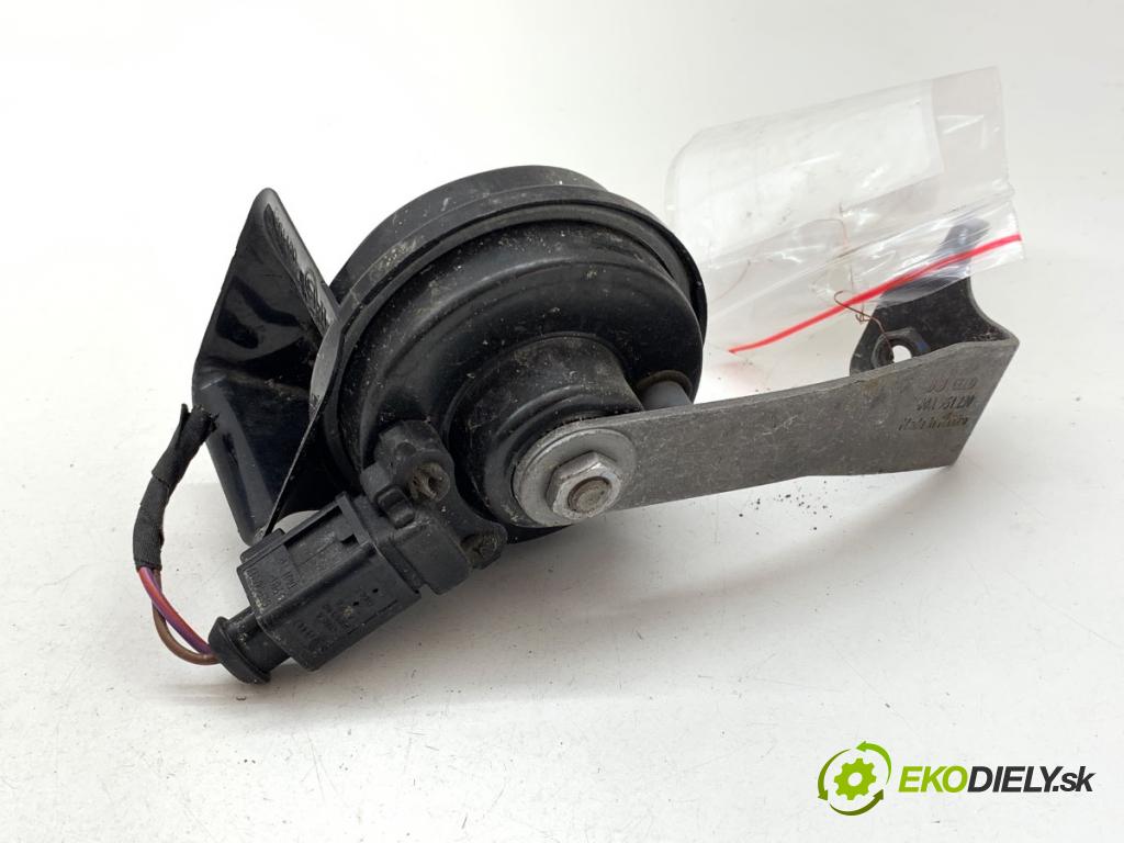 AUDI Q5 FY SUV 2021 195 kW 55 TFSI e quattro 1984 klaksón 80A951223