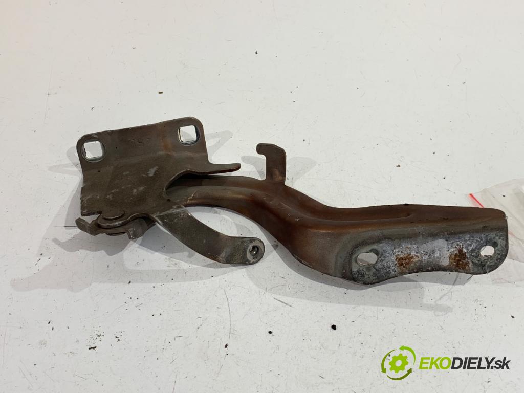 NISSAN X-TRAIL T32 SUV 2015 120 kW 1.6 DIG-T (T32) 1618 Záves kapoty ľavy predný