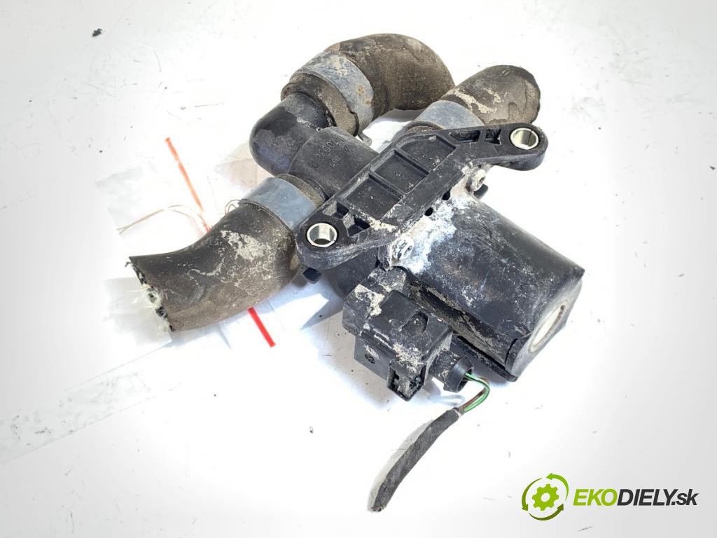 AUDI Q5 FY SUV 2021 195 kW 55 TFSI e quattro 1984 magnetický ventil vody 1T0820036D (Elektrosoučásti ostatní)