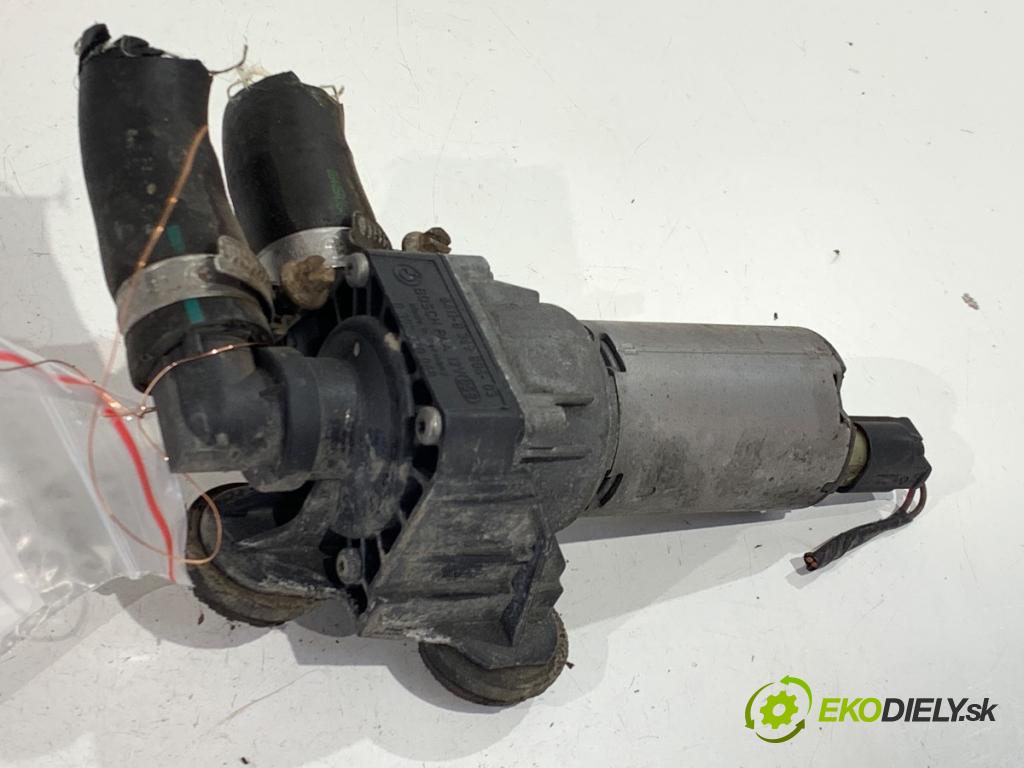 BMW E90 sedan 2006 120 kW 320 d 1995 DALŠÍ: Pumpa vody 8369806 (Vodná pumpa)