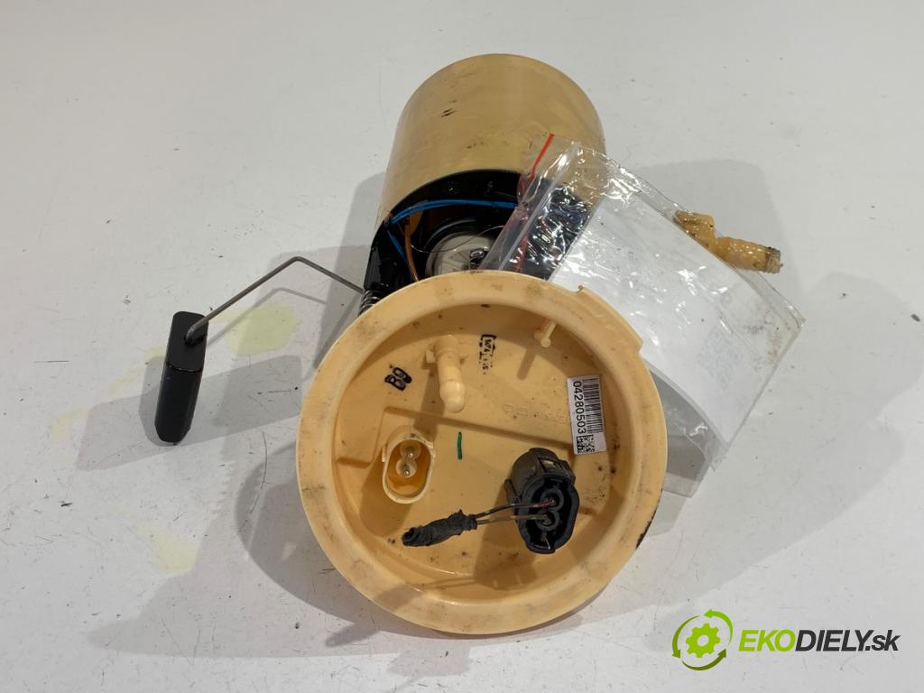 BMW E90 sedan 2006 120 kW 320 d 1995 Pumpa paliva 6763886