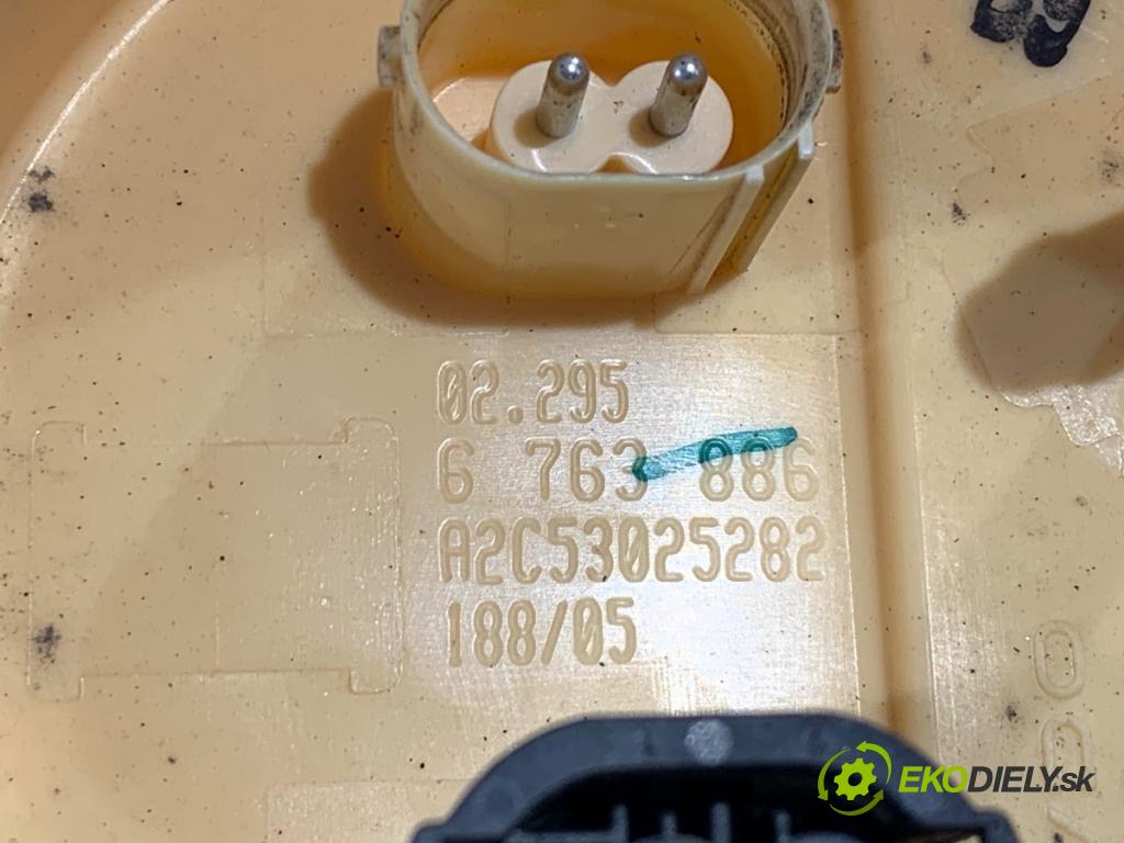 BMW E90 sedan 2006 120 kW 320 d 1995 Pumpa paliva 6763886