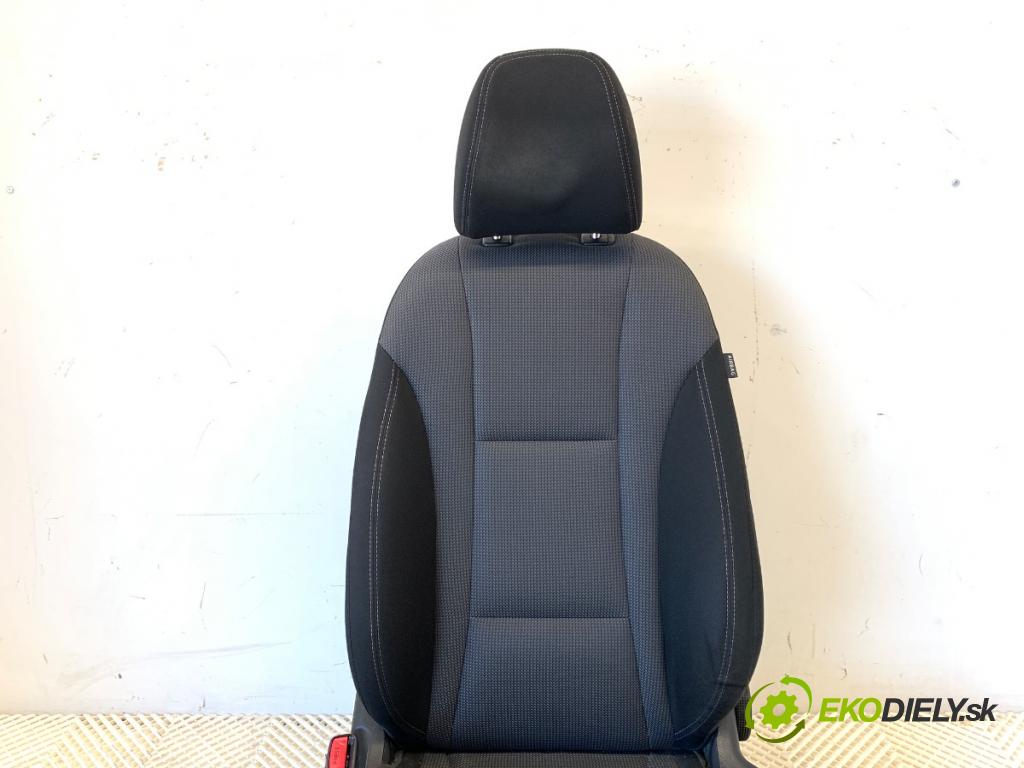 HYUNDAI i30 liftback 2013 81 kW 1.6 CRDi 1582 Sedadlo ľavy predný