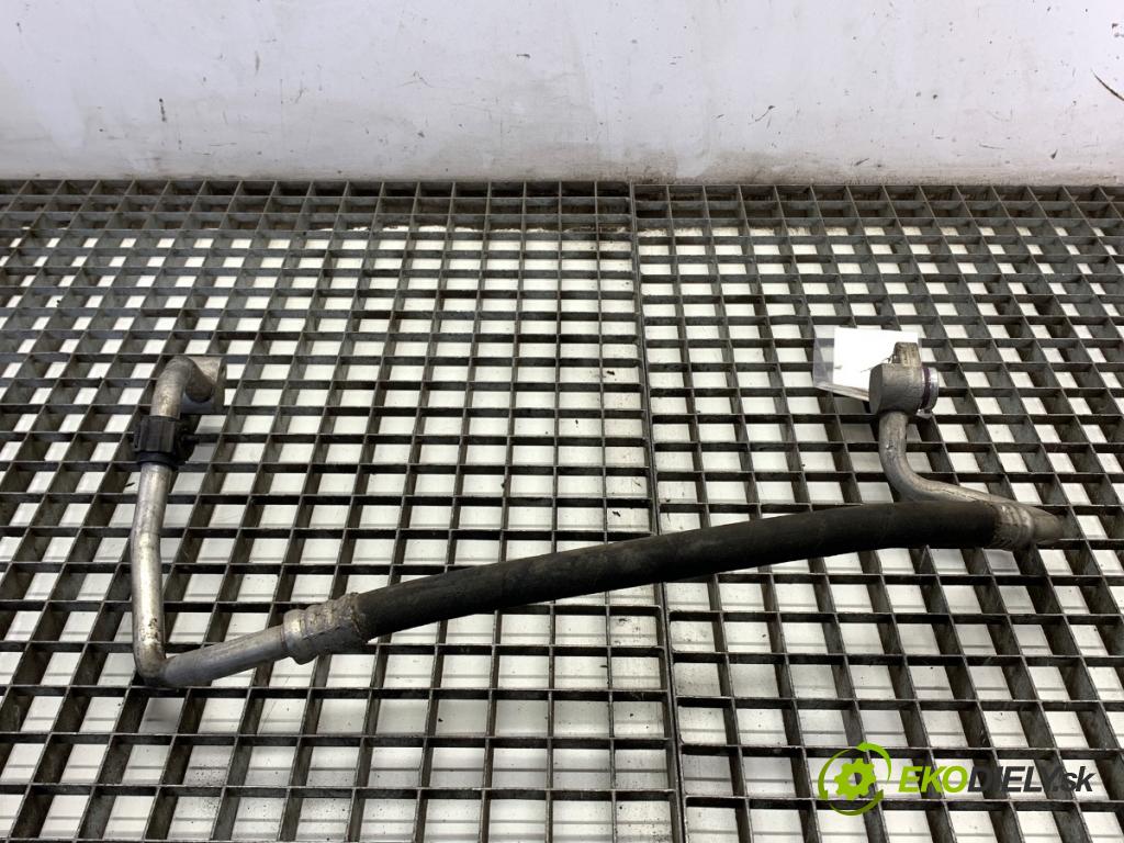 VW TRANSPORTER T5 Autobus 2009 96 kW 2.5 TDI 2461 rúrka klimatizácie 7H0820744AH (Rúrka klimatizácie)