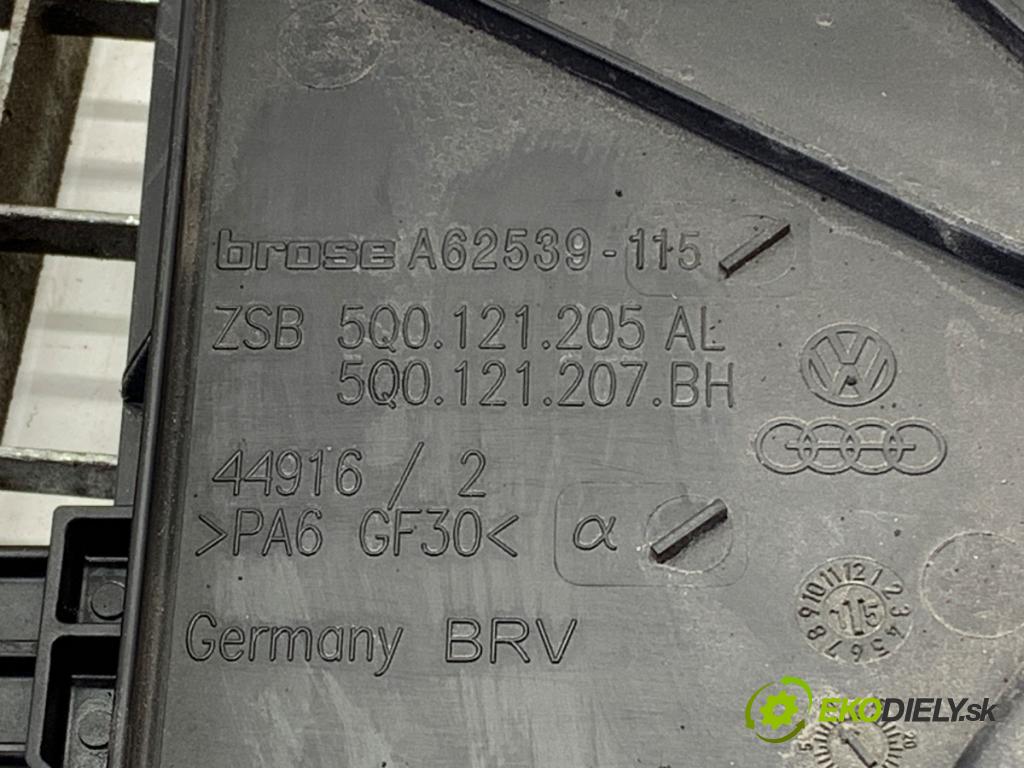 VW GOLF VII Kombi 2016 81 kW 1.6 TDI 1598 Ventilátor chladiča 5Q0121205AL (Ventilátor)