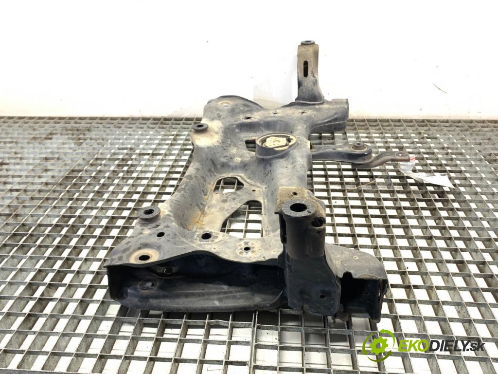 VW GOLF VII Kombi 2016 81 kW 1.6 TDI 1598 Výstuha pod Motor 3Q0199315B (Výstuha predná)