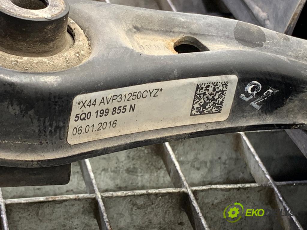 VW GOLF VII Kombi 2016 81 kW 1.6 TDI 1598 Výstuha pod Motor 3Q0199315B (Výstuha predná)
