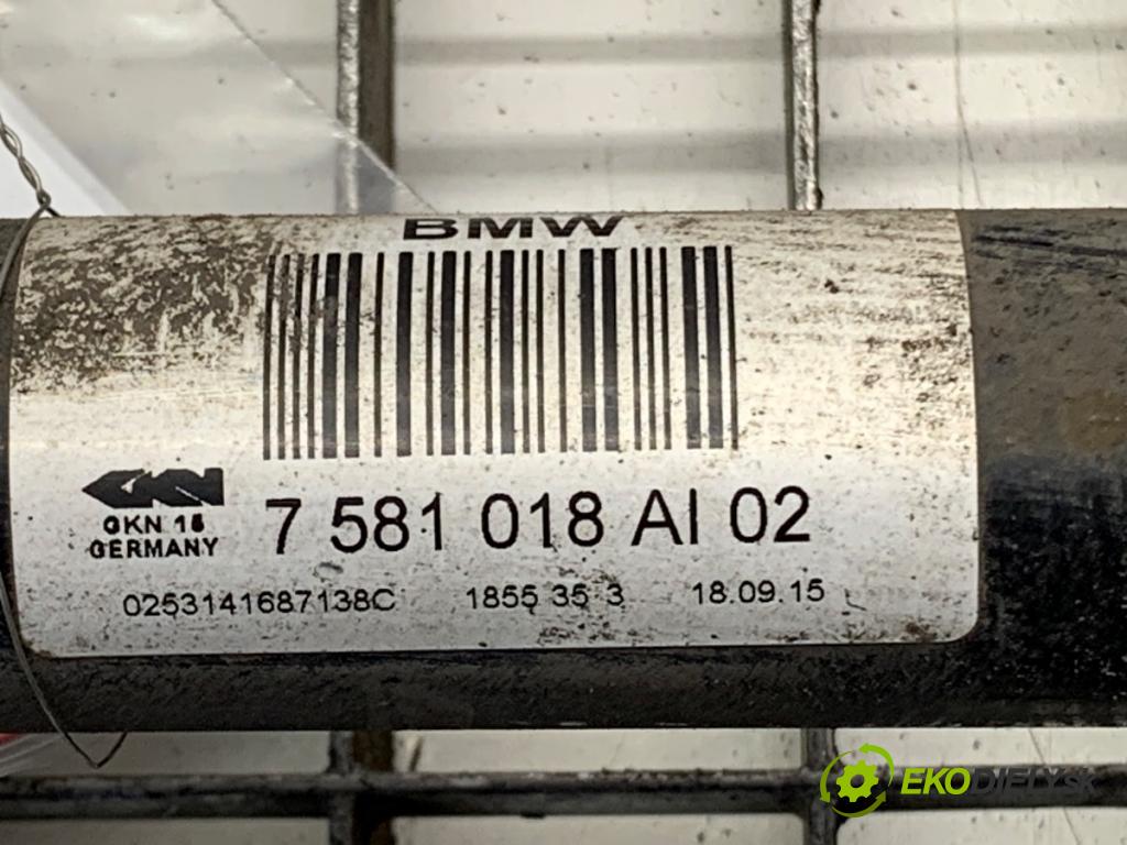 BMW F11 Kombi 2015 230 kW 535 d xDrive 2993 poloos pravý zadní část 7581018