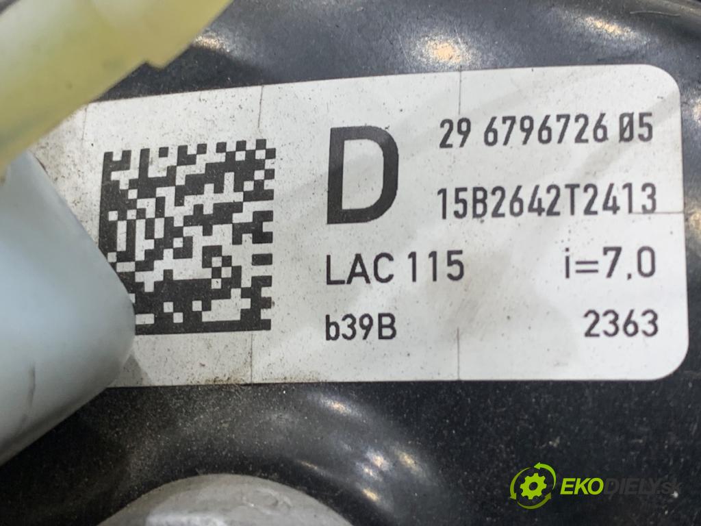 BMW F11 Kombi 2015 230 kW 535 d xDrive 2993 posilovač bŕzd 6796726