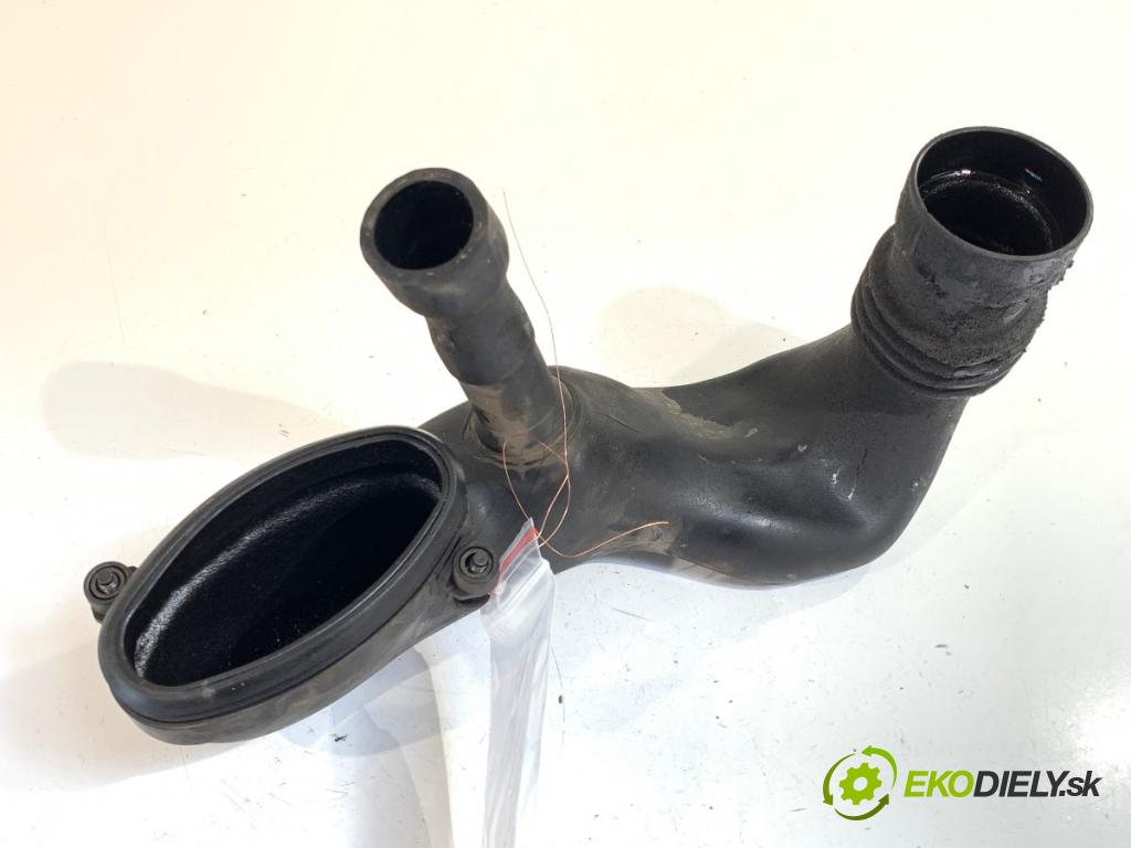 BMW E90 sedan 2006 120 kW 320 d 1995 Rúra vzduchu 1371779164