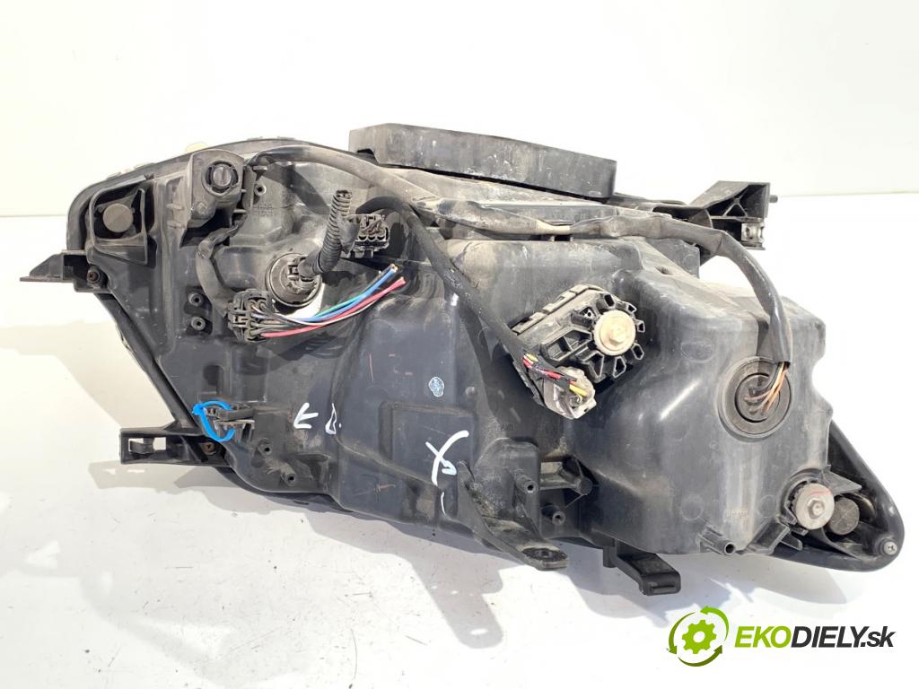 NISSAN X-TRAIL T32 SUV 2015 120 kW 1.6 DIG-T (T32) 1618 Svetlomet ľavy predný