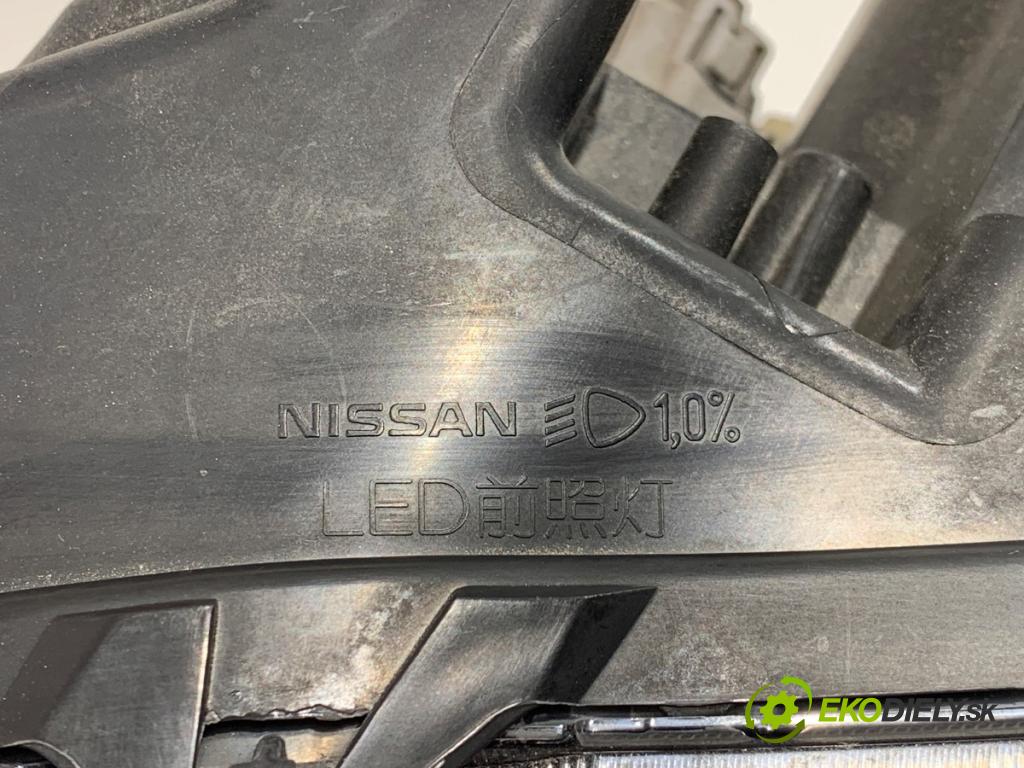 NISSAN X-TRAIL T32 SUV 2015 120 kW 1.6 DIG-T (T32) 1618 Svetlomet ľavy predný