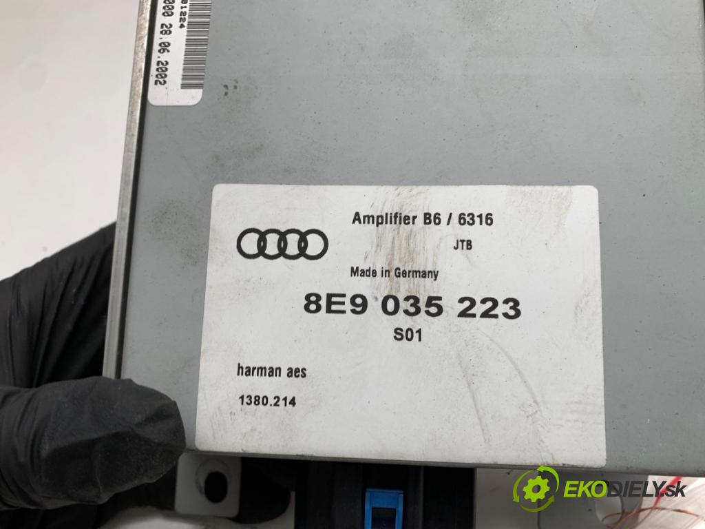 AUDI A4 B6 Kombi 2002 96 kW 1.9 TDI 1896 zesilovač 8E9035223 (Zesilovač)