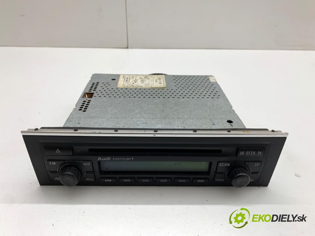 AUDI A4 B6 Kombi 2002 96 kW 1.9 TDI 1896 RADIO  (Audio zařízení)
