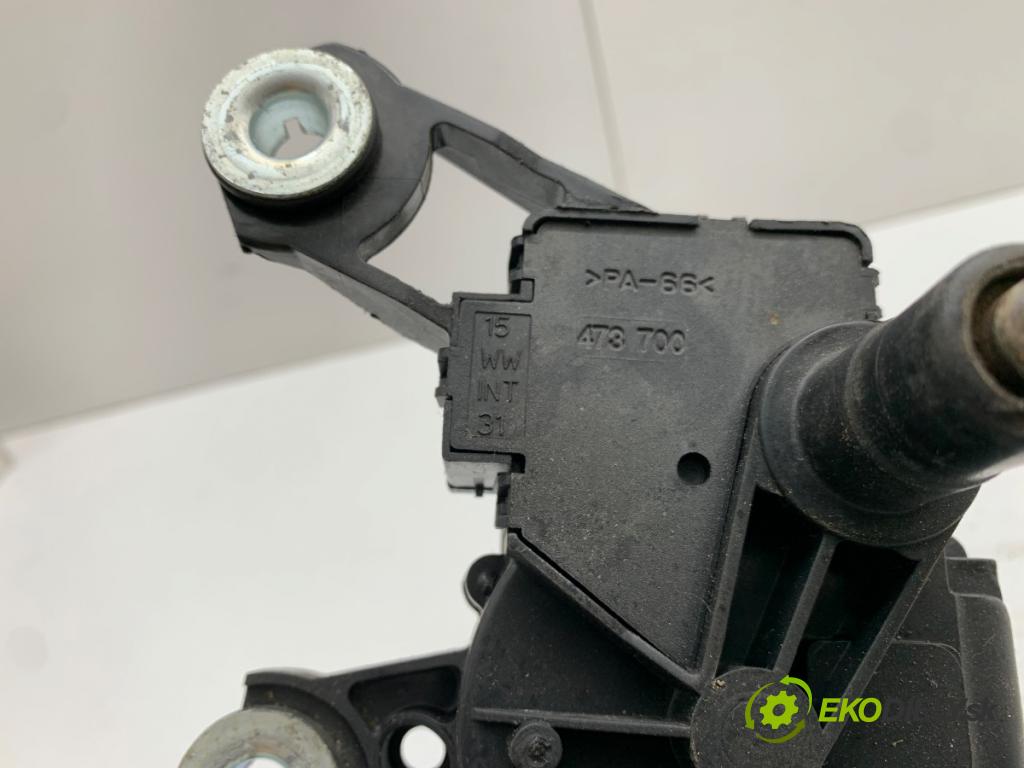 AUDI A4 B6 Kombi 2002 96 kW 1.9 TDI 1896 motor stěračů zadní část